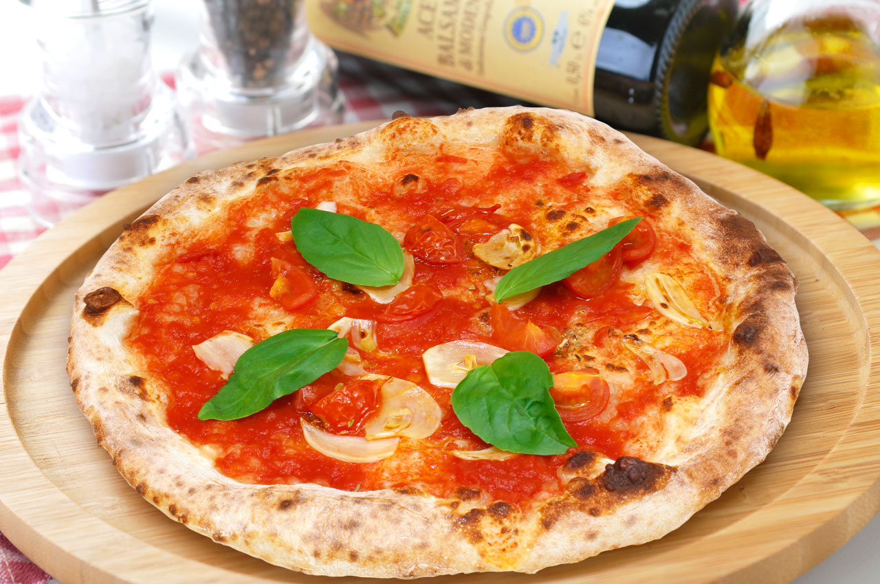 デリバリーピザの裏メニュー チーズ無しピザ の実力は 薪窯ナポリピザフォンターナ ピザブログ