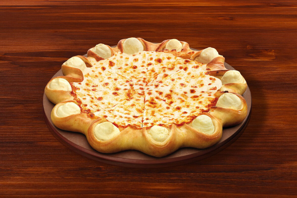 ピザの耳までチーズが入ってるとハッピー 簡単にできる手作りレシピをご紹介 薪窯ナポリピザフォンターナ ピザブログ