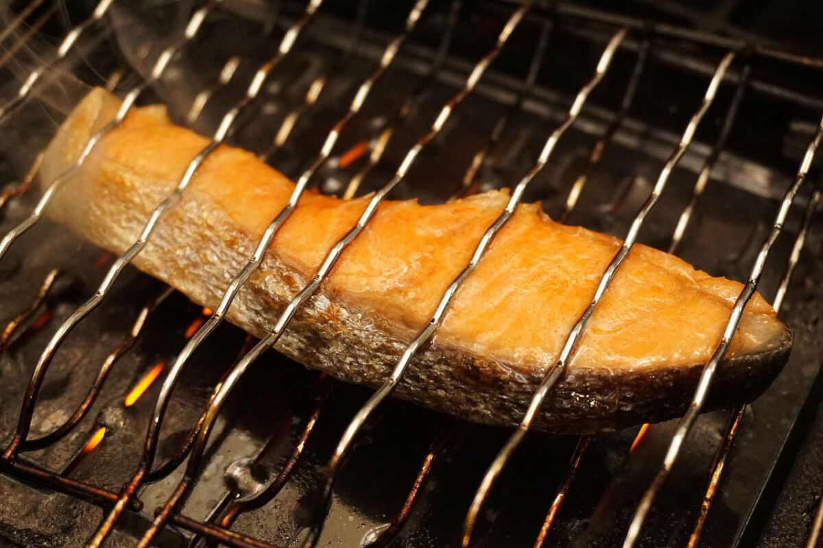 ピザの焼き方に自信が持てる 網焼きピザ のコツ 薪窯ナポリピザフォンターナ ピザブログ